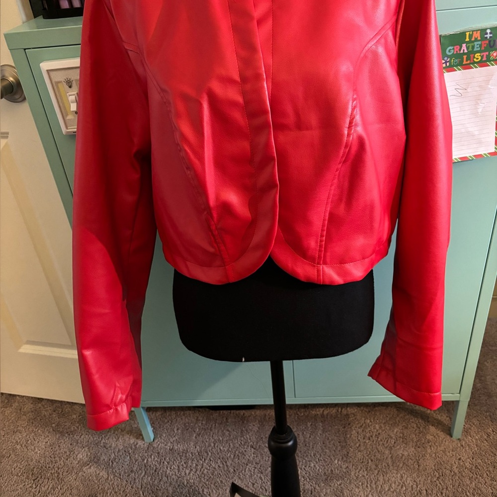 Ashley Stewart Vibrant Red Faux leather Blazer. Size 18/20 NWT